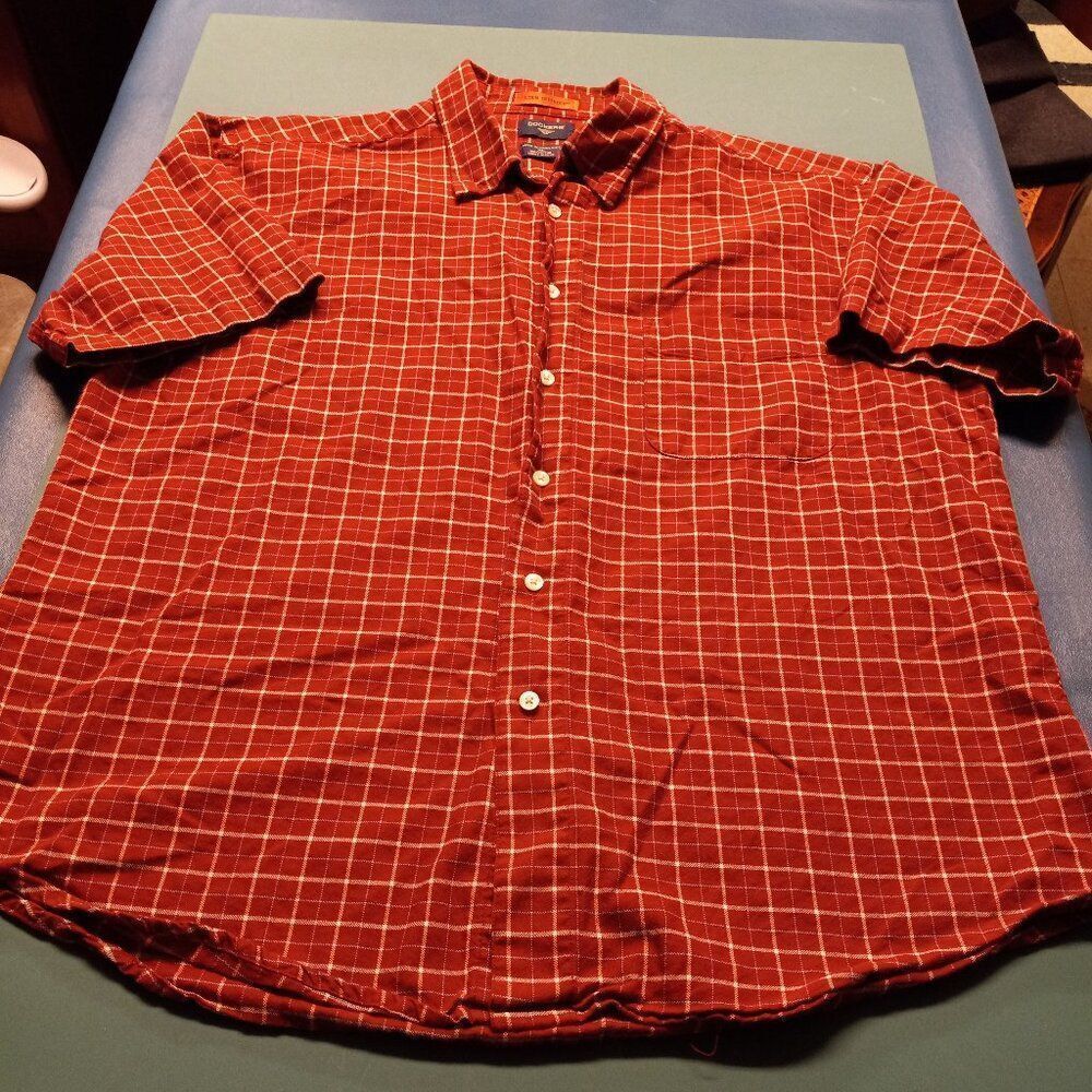 Dockers Men's Cotton XL Stain Defender Red/White Short Sleeve Button Down Shirt